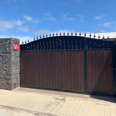 Apartamento Meria Playa Blanca Luaran gambar